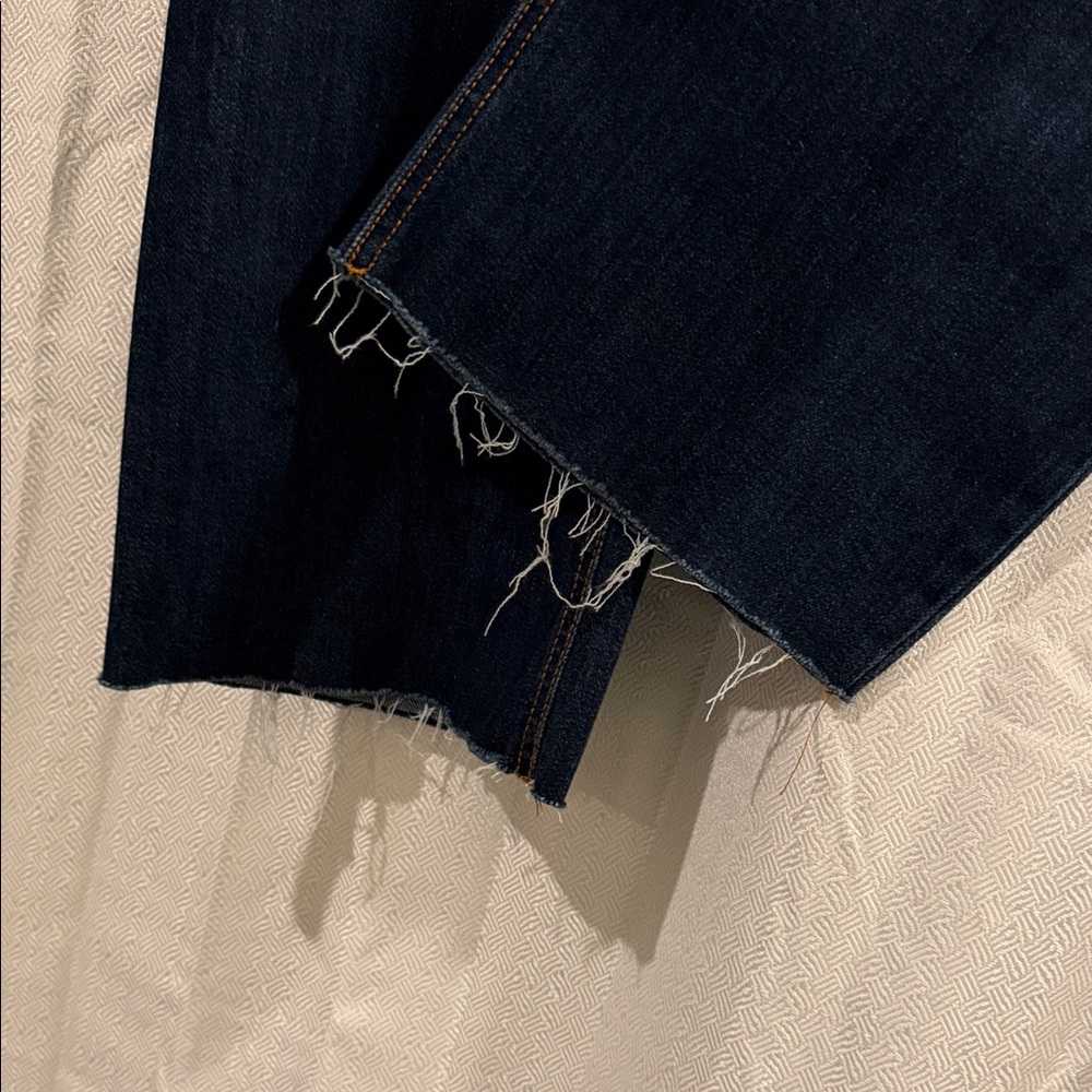 Old Navy Women's Flare Ankle Dark Blue Jeans - never worn - Picture 4 of 7